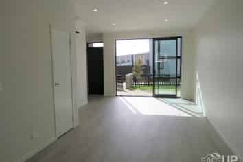 60 Walter Merton Road, Hobsonville