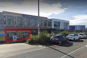 High exposure retail in Hobsonville