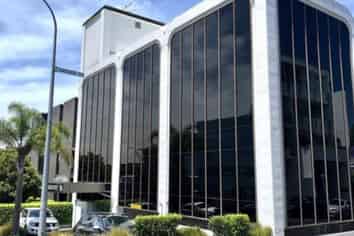 Large, Stunning Blank Canvas Office in Freemans Ba