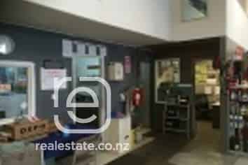 TIDY INDUSTRIAL BUILDING with POTENTIAL