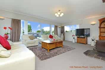 108 Reeves Road, Pakuranga Heights