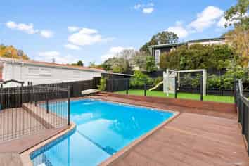 51 Merriefield Avenue, Forrest Hill