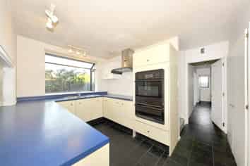 10B Kamahi Place, Bishopdale