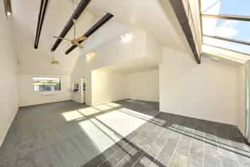 10B Kamahi Place, Bishopdale