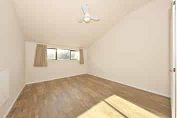 10B Kamahi Place, Bishopdale