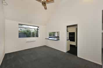 10B Kamahi Place, Bishopdale