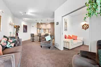 415/11 Tamariki Avenue, Orewa