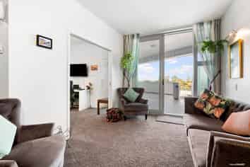 415/11 Tamariki Avenue, Orewa