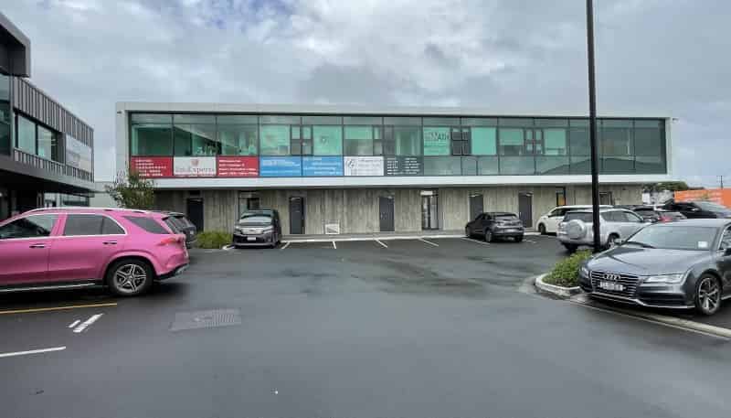 9C/102 Hobsonville Road, Hobsonville