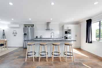 73 Percy Kinsman Crescent, Riverstone Terraces