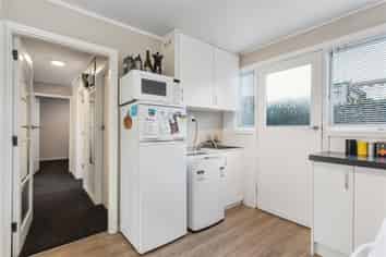 1A/121 Papanui Road, Merivale