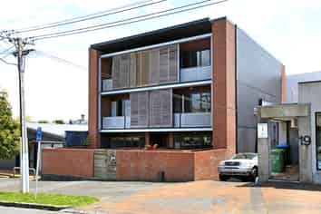 2/21  Williamson Ave, Mount Eden