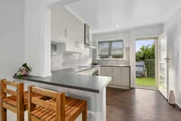 26c Riverbank Street, Ebdentown