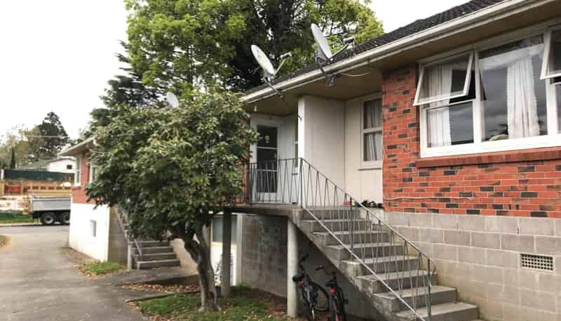 2/15 Lochinver Road, Papatoetoe