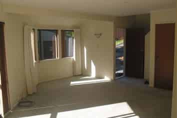 3/22 Waratah Street, Birkenhead