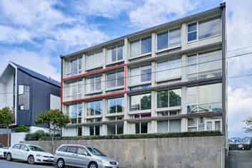 8/72 Brougham Street, Mount Victoria