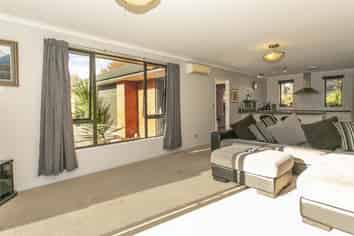 16A Charles Street, Allenton