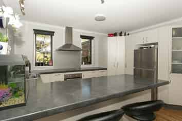 16A Charles Street, Allenton