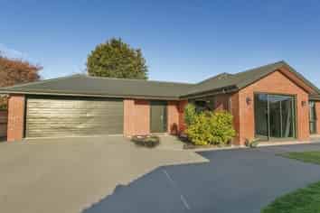 16A Charles Street, Allenton