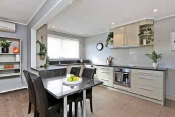 4/8 Lee Road, Taradale