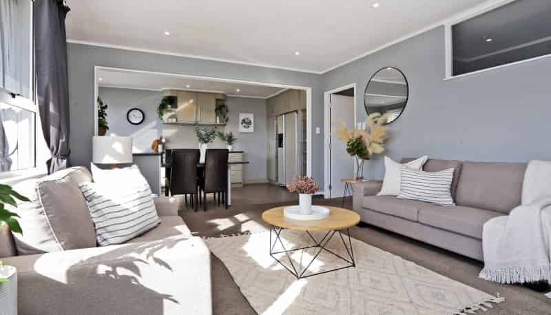 4/8 Lee Road, Taradale