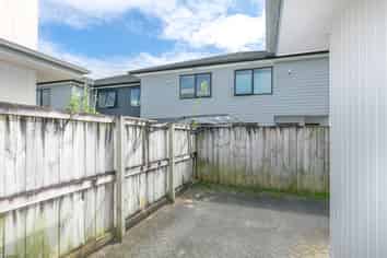 12C Cameron Road, Hamilton East