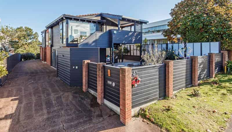 41 Rawene Road, Birkenhead