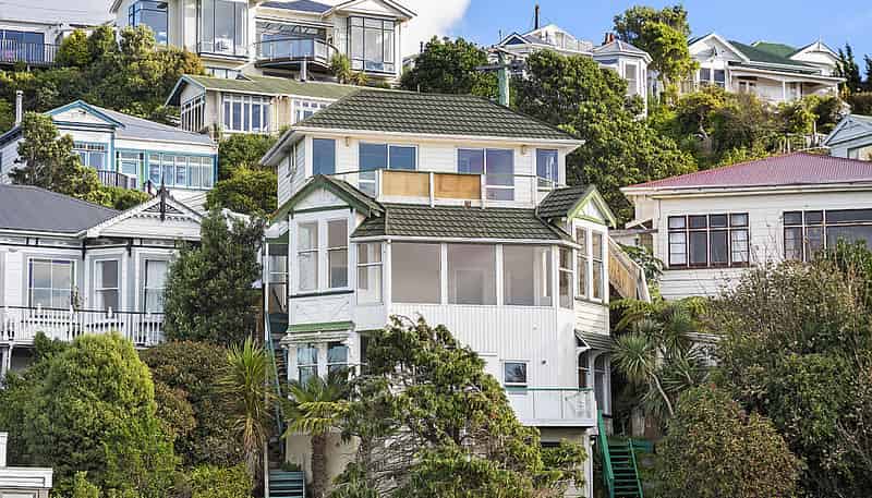 10 Bruce Ave, Brooklyn