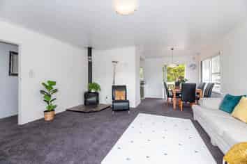 55 McDowell Crescent, Hillcrest