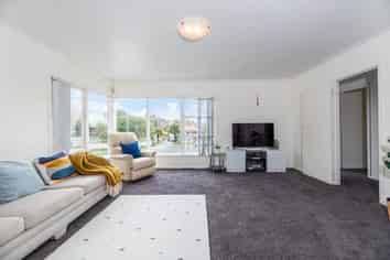 55 McDowell Crescent, Hillcrest