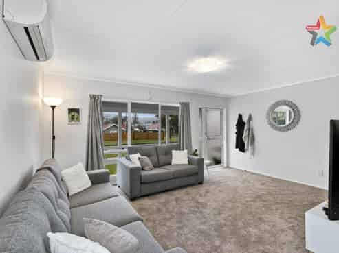 37 Owen Street, Belmont