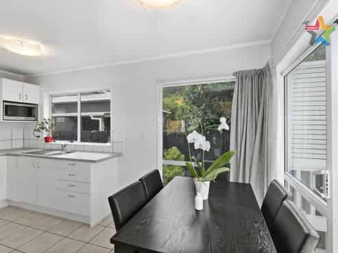 37 Owen Street, Belmont