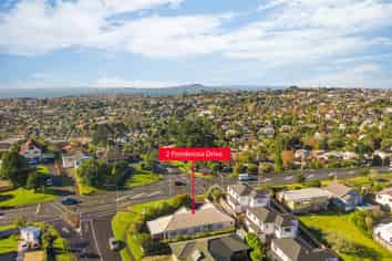 2 Ponderosa Drive, Browns Bay