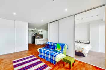 1111/20 Mccrae Way, New Lynn