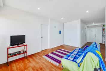 1111/20 Mccrae Way, New Lynn