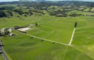 260 Waiteitei Road, Tomarata