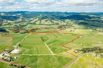 260 Waiteitei Road, Tomarata