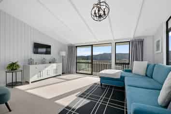 10 Raynham Way, Silverstream