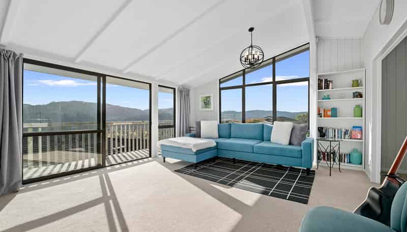 10 Raynham Way, Silverstream