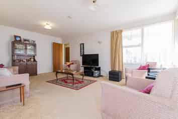 24a Geraldine Crescent, Cloverlea