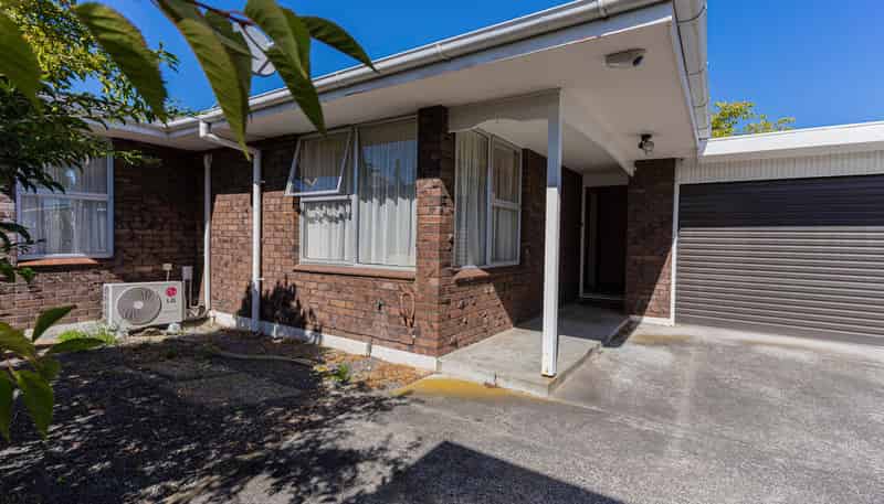 24a Geraldine Crescent, Cloverlea