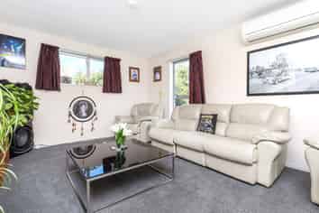 61 Orrick Crescent, Avondale