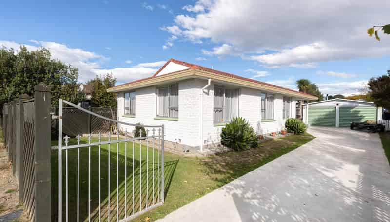 61 Orrick Crescent, Avondale