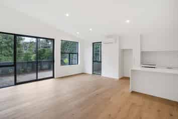 19/37 Glen Atkinson Street, Saint Heliers