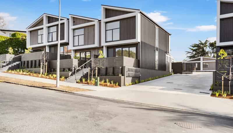 19/37 Glen Atkinson Street, Saint Heliers