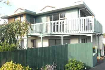 10 Venus Place, Half Moon Bay