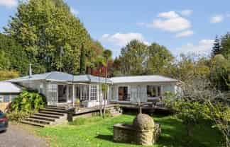 611 Awhitu Road, Awhitu