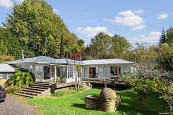 611 Awhitu Road, Awhitu