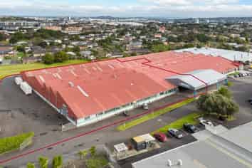 Large Marua Road warehouse facility - $94 per sqm!