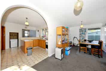 27 Munro Street, Redwood